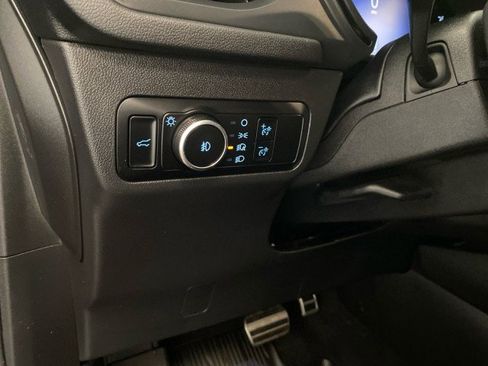 Certified 2023 Ford Escape ST-Line Select AWD/4WD image 17