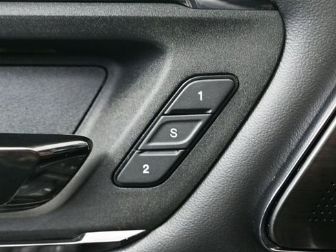 Used 2022 RAM 1500 Limited w/ Night Edition image 23