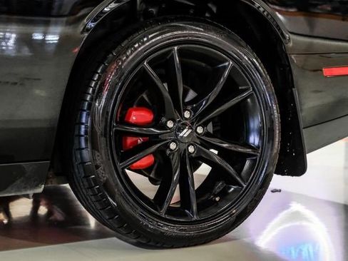 Used 2018 Dodge Challenger R/T w/ Blacktop Package image 43