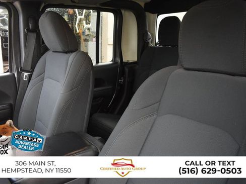 Used 2022 Jeep Gladiator Sport image 10