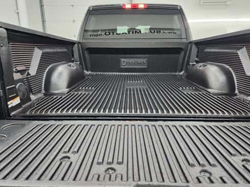 Used 2024 RAM 2500 Big Horn image 27