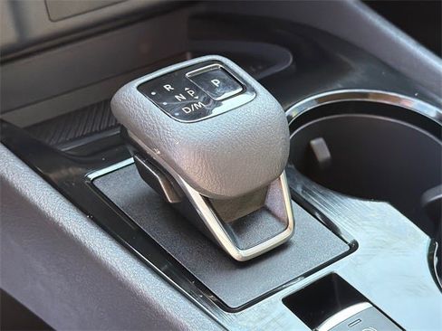 Certified 2024 Nissan Rogue SV image 28