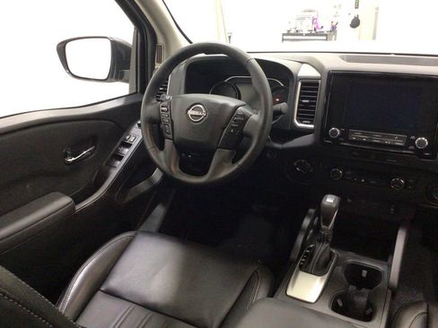 Used 2024 Nissan Frontier SL w/ Technology Package image 15
