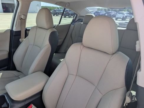 Used 2022 Subaru Legacy Limited AWD/4WD image 10