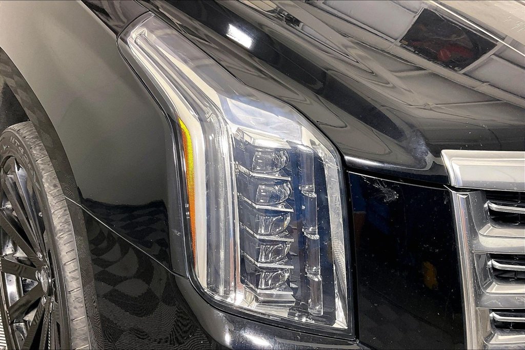 Used 2016 Cadillac Escalade Platinum AWD/4WD image 39