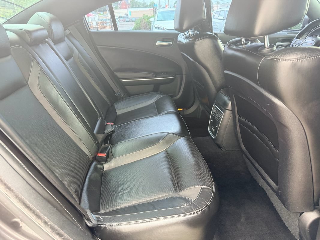 Used 2021 Dodge Charger SXT w/ Leather Interior Group RWD image 15