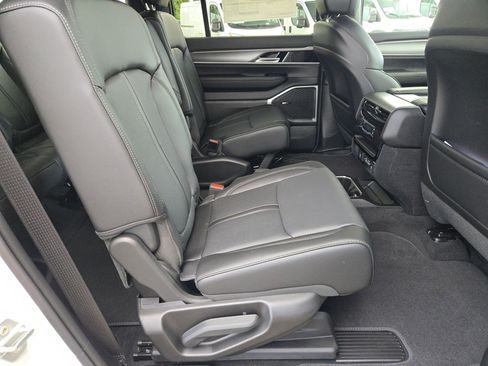 New 2026 Jeep Grand Wagoneer L 4WD image 21