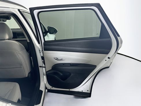 Used 2025 Hyundai Tucson SEL image 32