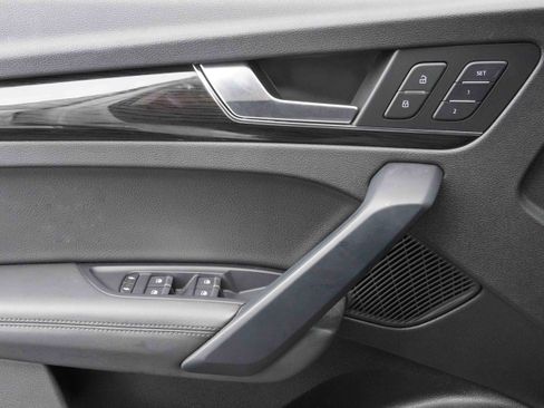 Used 2020 Audi Q5 2.0T Premium Plus image 16