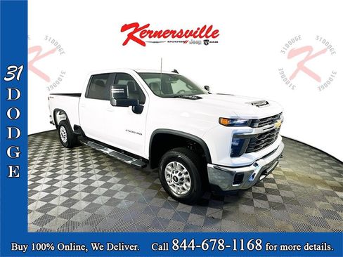 Used 2024 Chevrolet Silverado 2500 LT image 1