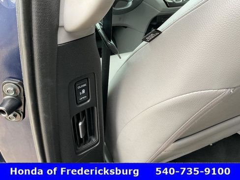 Used 2023 Honda Odyssey Touring image 16