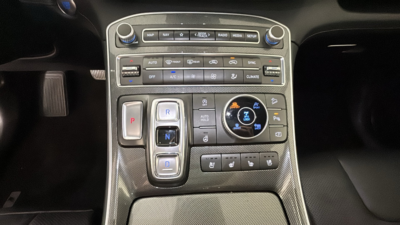 Used 2023 Hyundai Santa Fe Limited AWD/4WD image 26