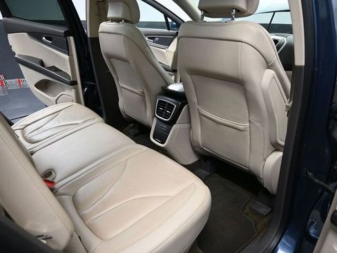 Used 2018 Lincoln MKX Reserve w/ Lincoln MKX Climate Package image 43