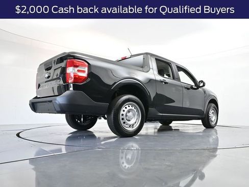 New 2025 Ford Maverick XL image 32