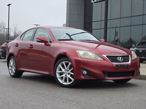 Used 2011 Lexus IS 250 250 w/ Preferred Accessory Package image 2