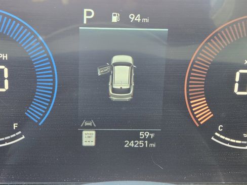 Used 2024 Hyundai Kona SEL image 24