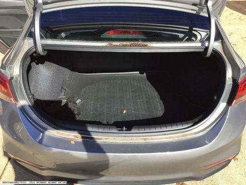 Used 2022 Hyundai Accent SE w/ Cargo Package image 13