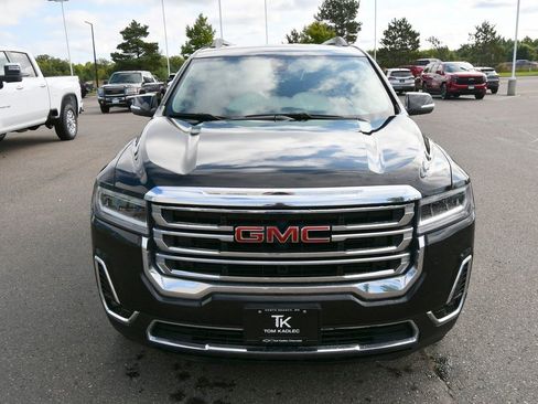 Certified 2023 GMC Acadia SLT image 9