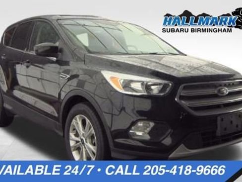 Used 2019 Ford Escape SE image 1