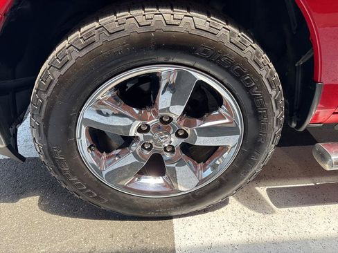 Used 2019 RAM 1500 Big Horn image 18