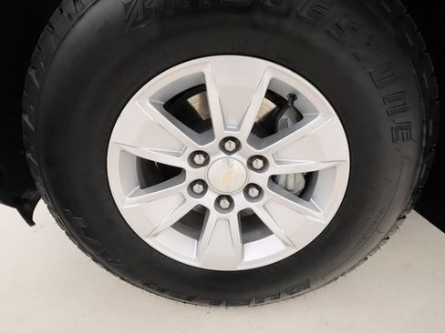 Used 2021 Chevrolet Silverado 1500 LT image 6