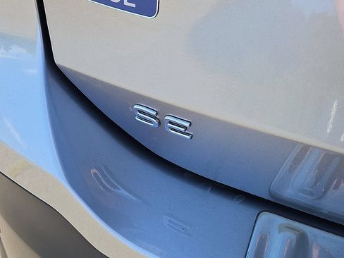 Certified 2026 Volkswagen Tiguan SE AWD/4WD image 12
