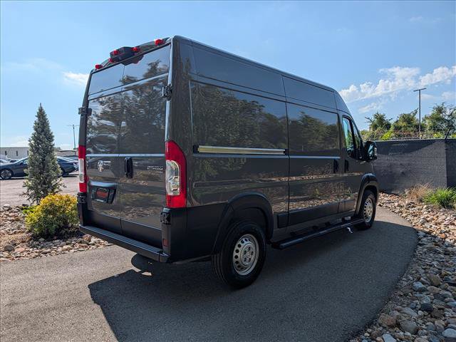 Used 2025 RAM ProMaster 2500 FWD image 5