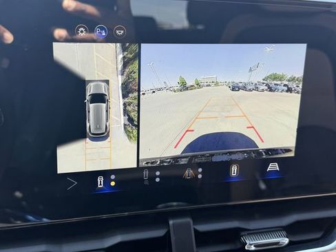 Used 2026 Chevrolet Equinox ACTIV FWD image 16