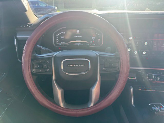 Used 2022 GMC Sierra 1500 Denali w/ Denali Reserve Package AWD/4WD image 18