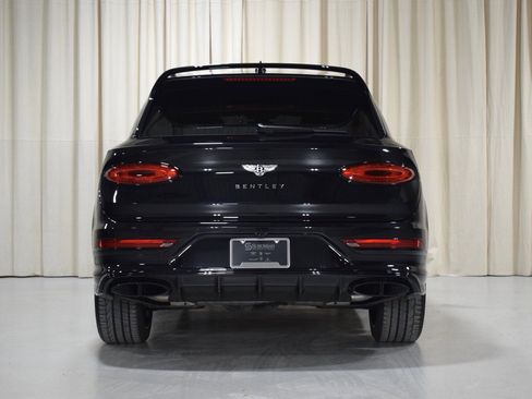 Certified 2022 Bentley Bentayga image 14