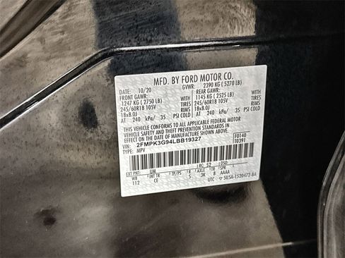 Used 2020 Ford Edge SE image 32