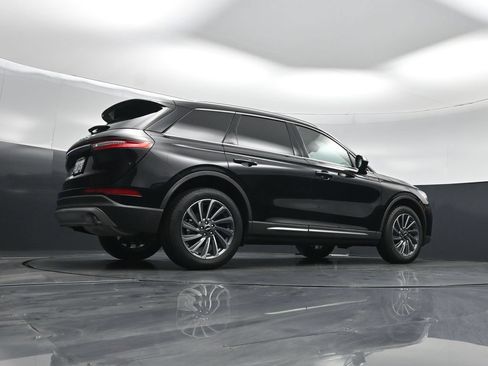 Used 2023 Lincoln Corsair Reserve w/ Equipment Group 201A FWD image 43