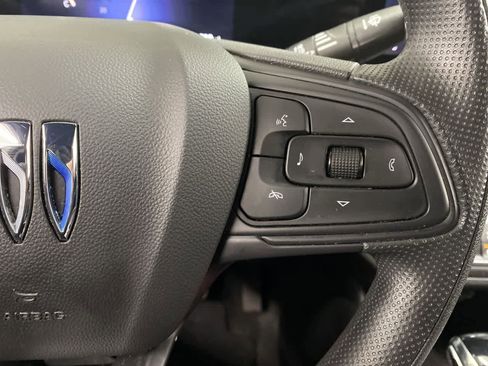 Used 2024 Buick Envista Preferred image 21