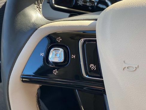 New 2026 Lincoln Corsair Reserve image 15