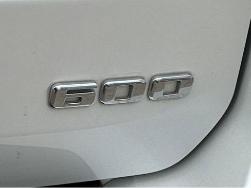 Used 2021 Cadillac Escalade ESV Premium Luxury Platinum image 15