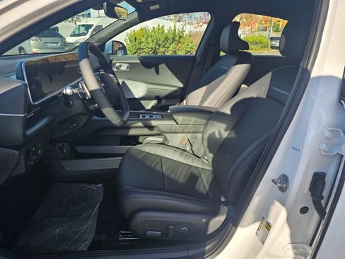 New 2025 Hyundai Ioniq 6 SEL image 17