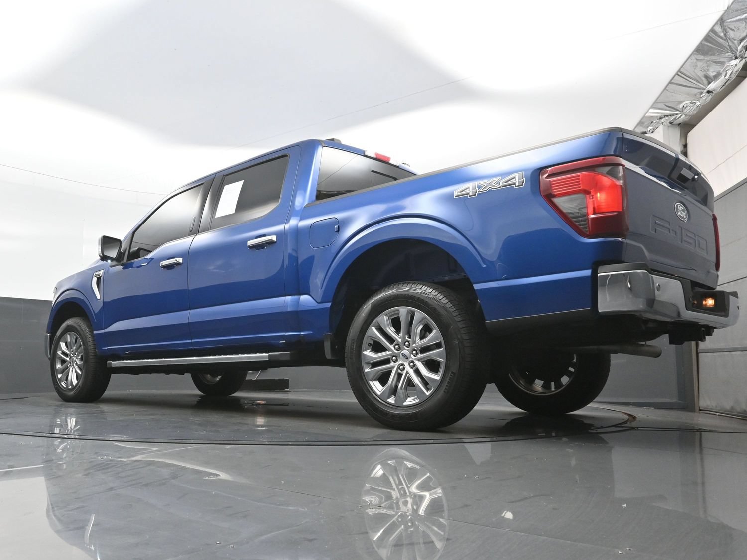 Used 2024 Ford F150 XLT w/ Equipment Group 302A MID AWD/4WD image 30