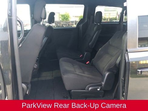 Used 2020 Dodge Grand Caravan SE image 14