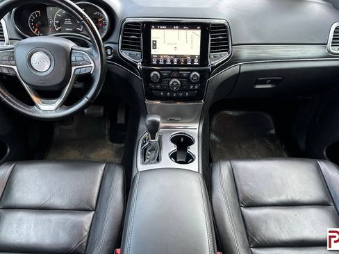 Used 2020 Jeep Grand Cherokee Limited AWD/4WD image 15