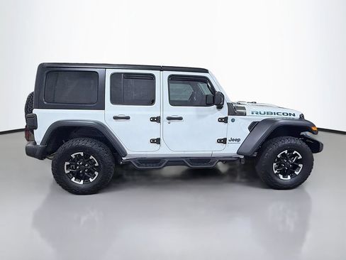 Used 2024 Jeep Wrangler Unlimited Rubicon 4xe w/ Convenience Group AWD/4WD image 10