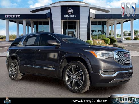 Used 2019 GMC Acadia Denali w/ Technology Package FWD image 1