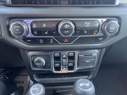 New 2025 Jeep Wrangler Sport S image 28