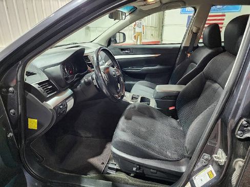 Used 2012 Subaru Outback 2.5i Premium AWD/4WD image 9