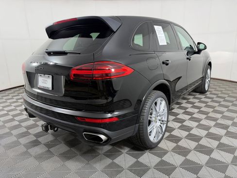 Used 2018 Porsche Cayenne Platinum Edition AWD/4WD image 9