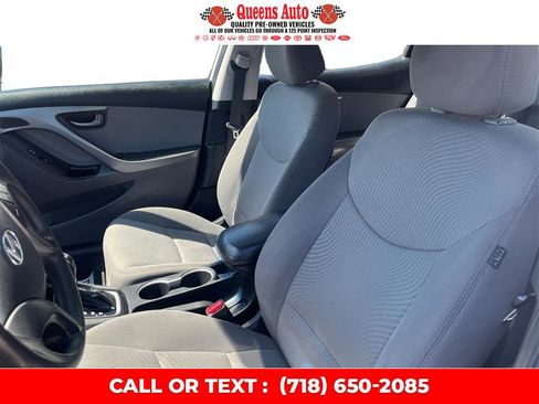 Used 2014 Hyundai Elantra SE FWD image 10