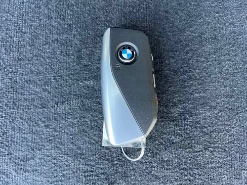 Used 2026 BMW X5 xDrive40i w/ M Sport Package AWD/4WD image 29
