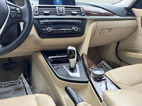 Used 2014 BMW 335i xDrive Sedan image 21