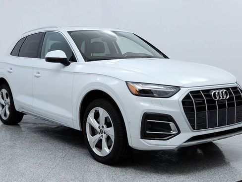 Used 2021 Audi Q5 Prestige w/ Prestige Package image 7