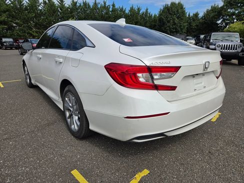 Used 2018 Honda Accord LX image 5