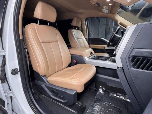 Used 2022 Ford F350 Lariat w/ Lariat Ultimate Package image 4